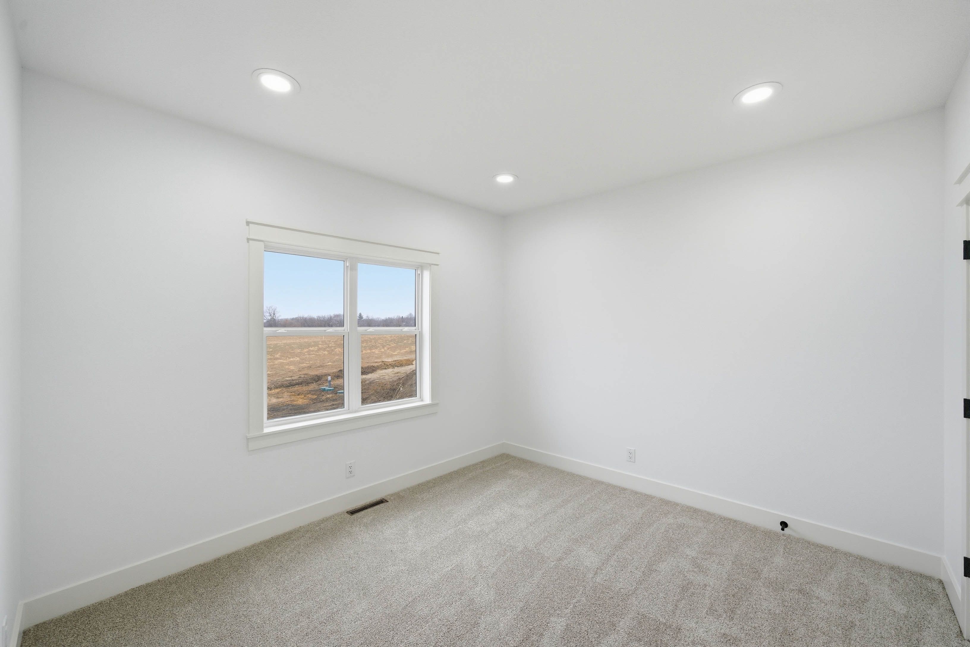 Listing Photo: 16359 Kennedy St Ackley IA--14